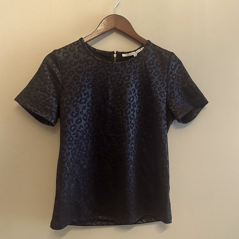 Collective Concepts Black Leopard top sz M